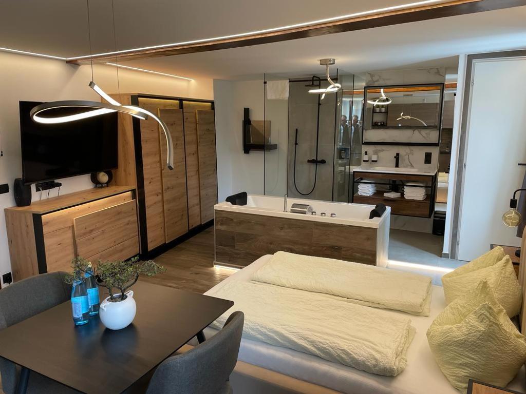 Flow Apartments Trogmann Living - Open Space 梅拉诺 外观 照片